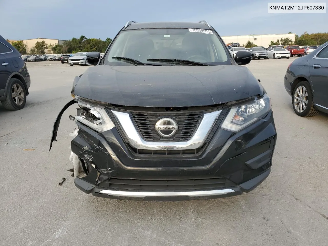 KNMAT2MT2JP607330 2018 Nissan Rogue S