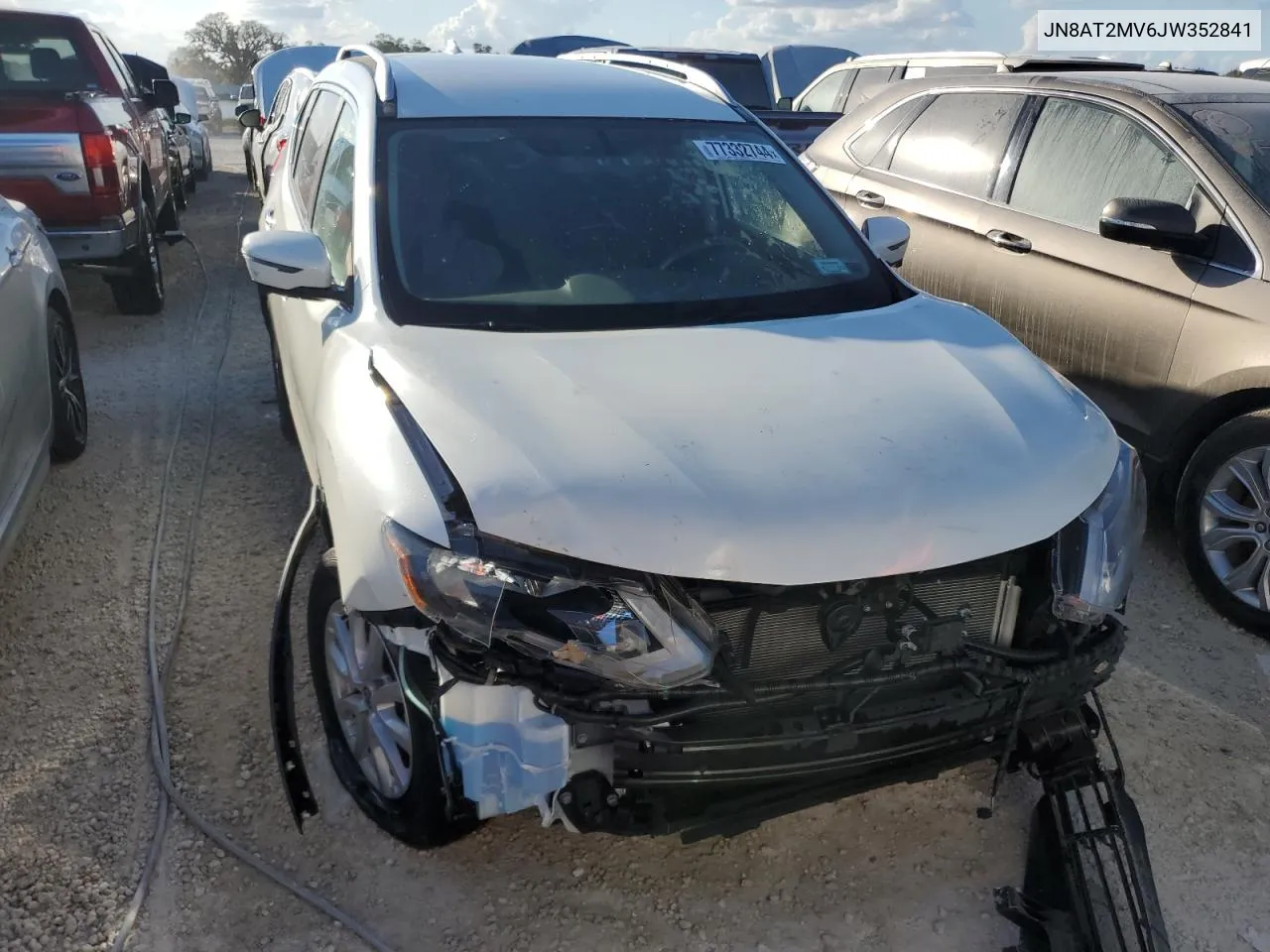 2018 Nissan Rogue S VIN: JN8AT2MV6JW352841 Lot: 77332744