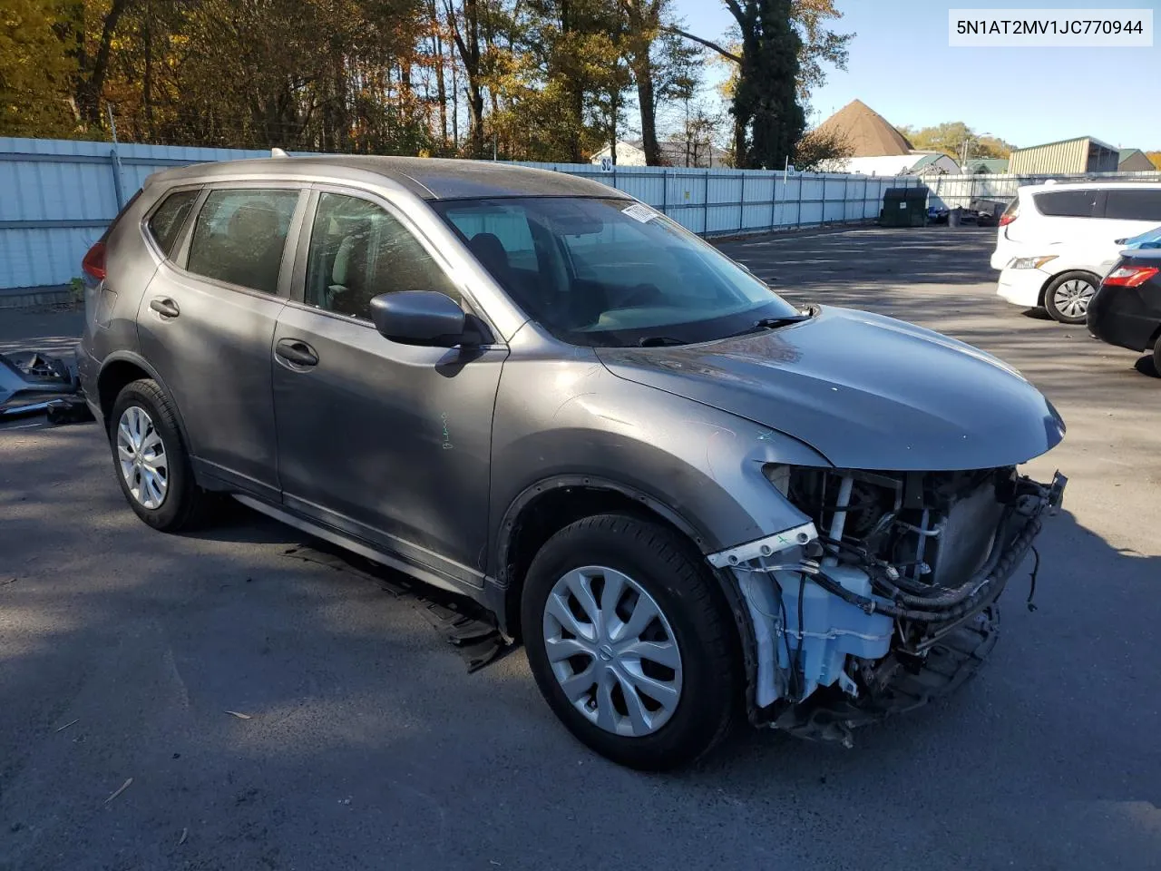 2018 Nissan Rogue S VIN: 5N1AT2MV1JC770944 Lot: 77610524