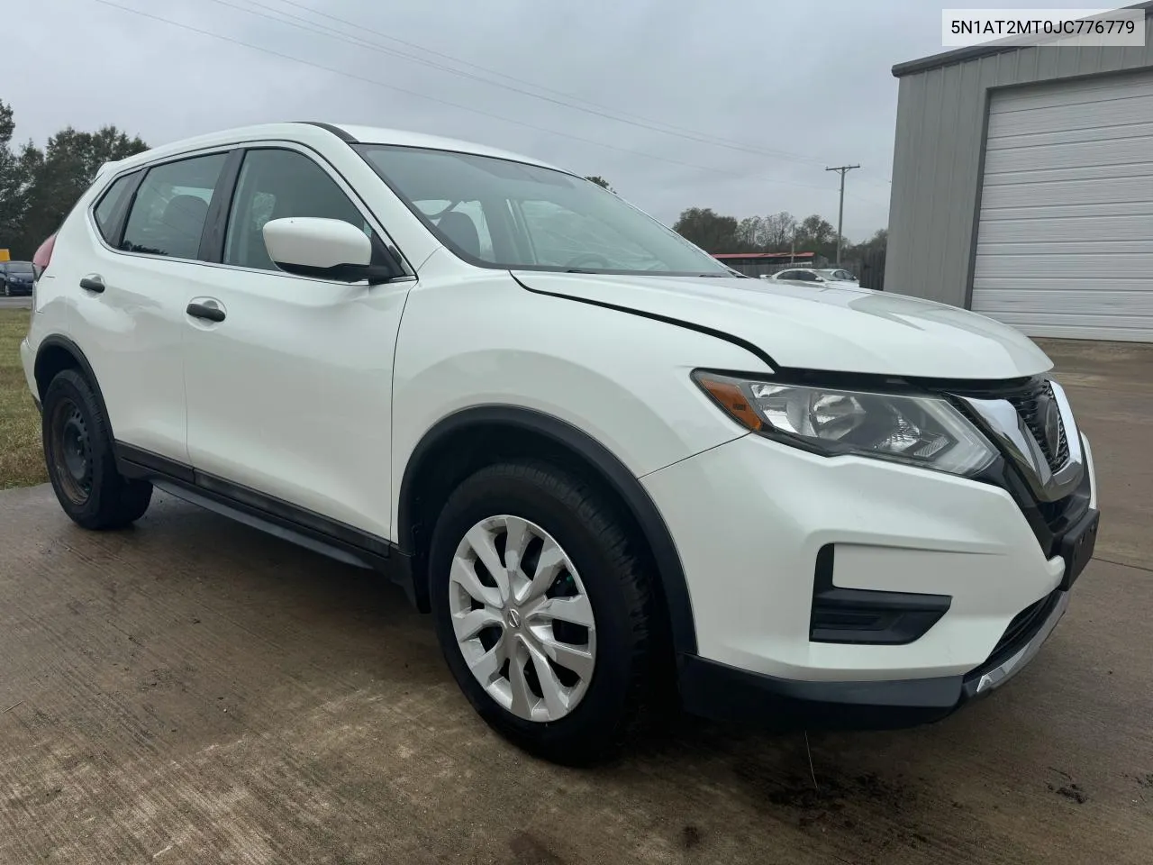 2018 Nissan Rogue S VIN: 5N1AT2MT0JC776779 Lot: 80964414