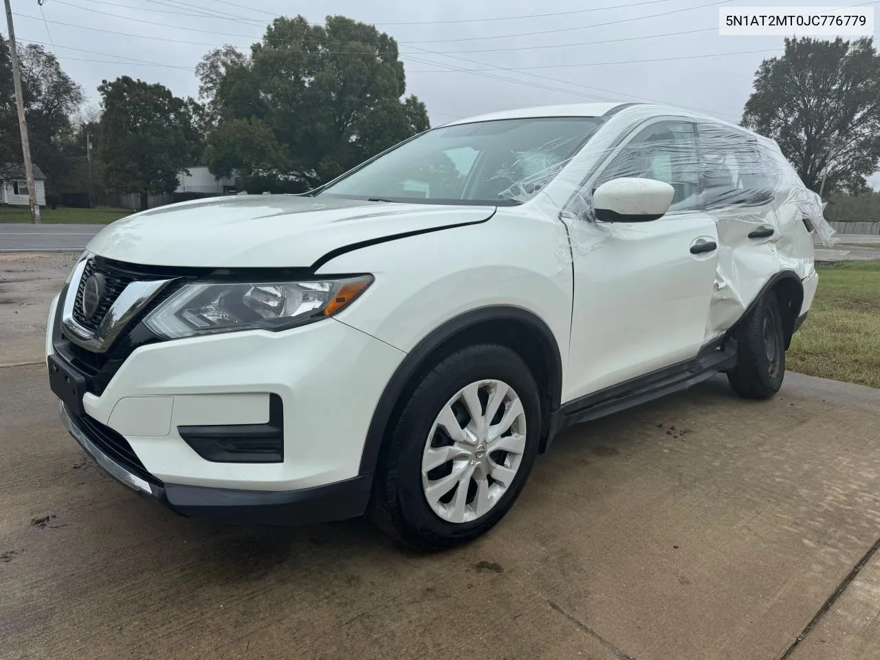 2018 Nissan Rogue S VIN: 5N1AT2MT0JC776779 Lot: 80964414