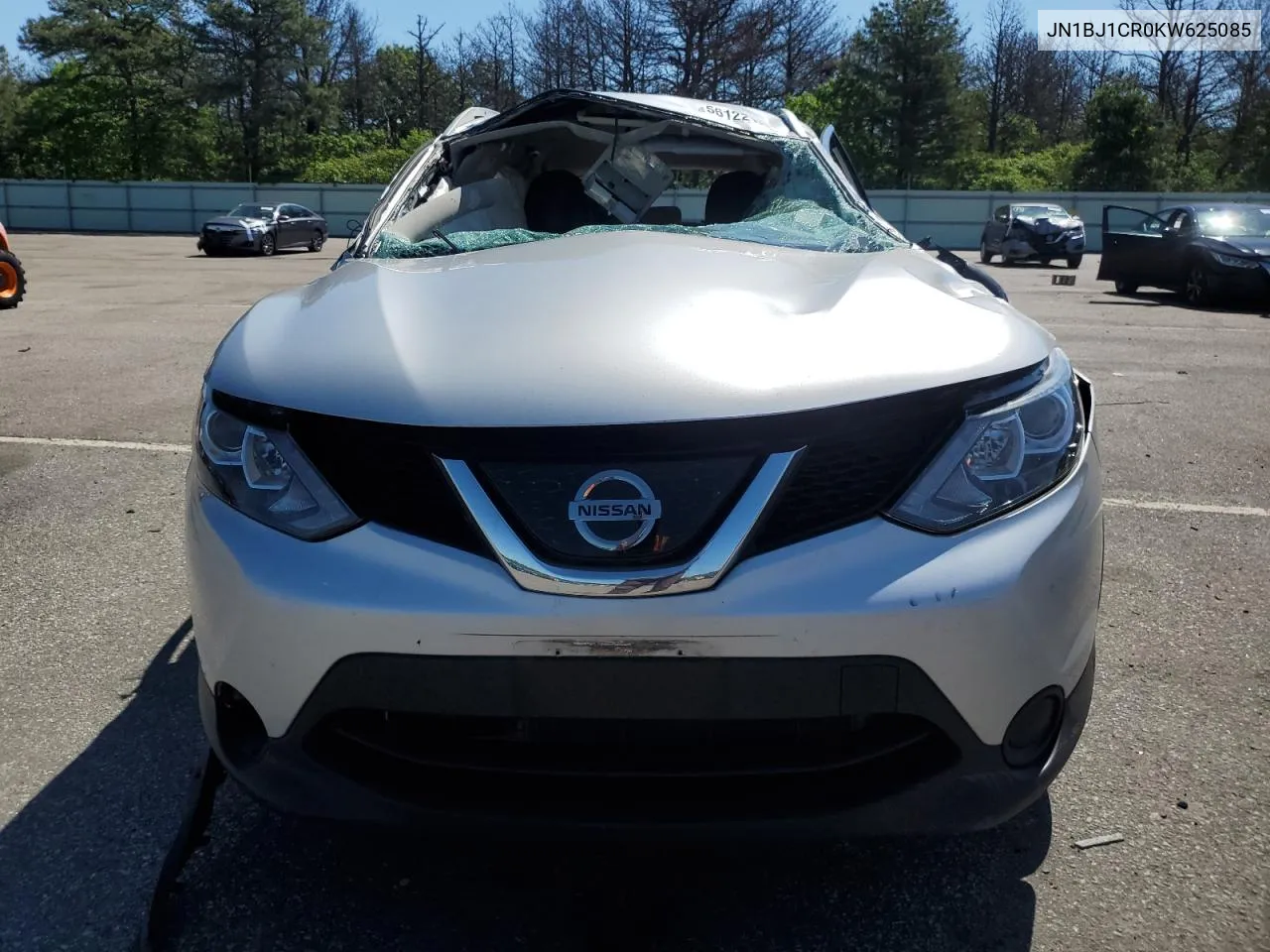 JN1BJ1CR0KW625085 2019 Nissan Rogue Sport S