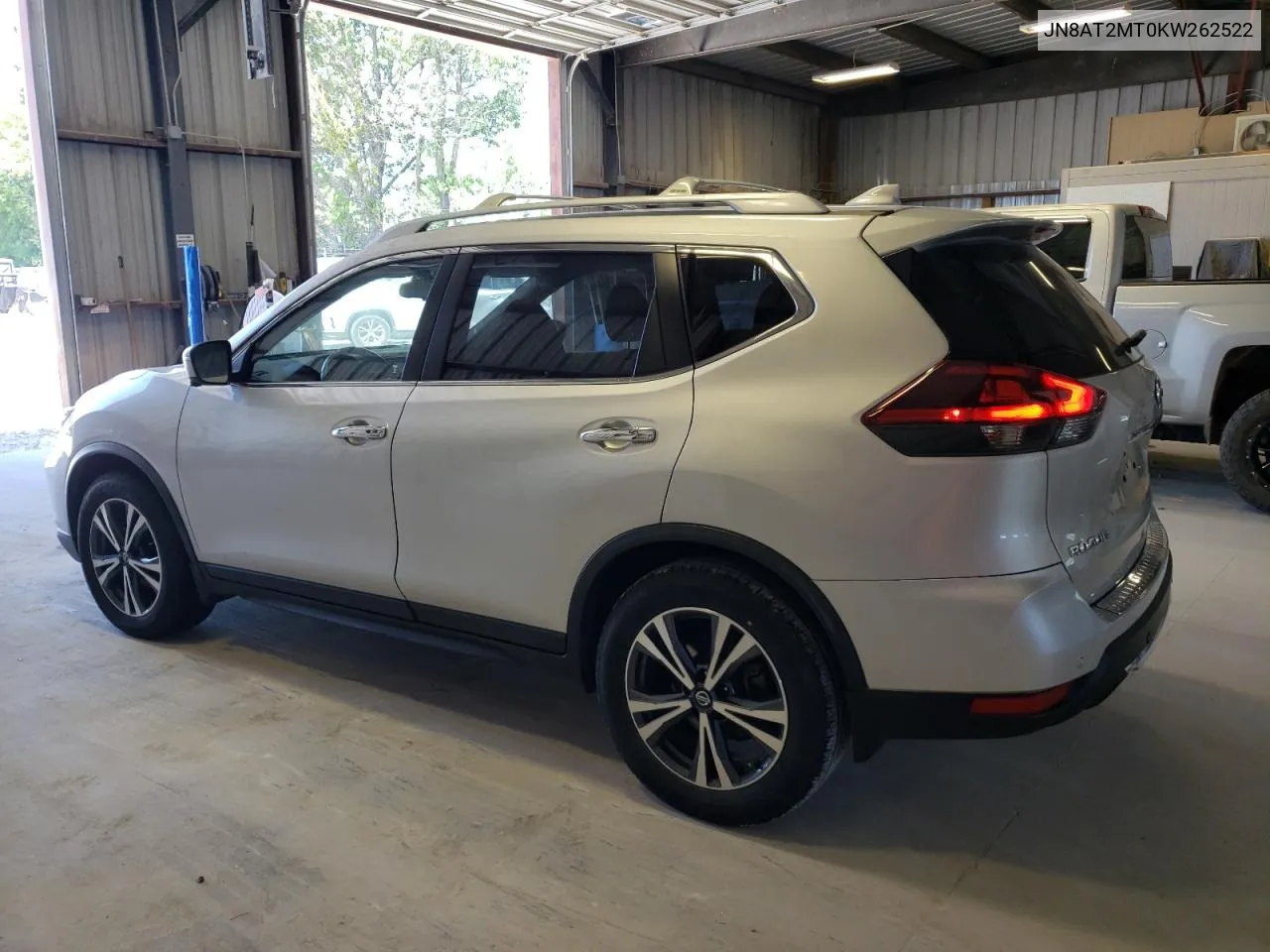 2019 Nissan Rogue S VIN: JN8AT2MT0KW262522 Lot: 58113444