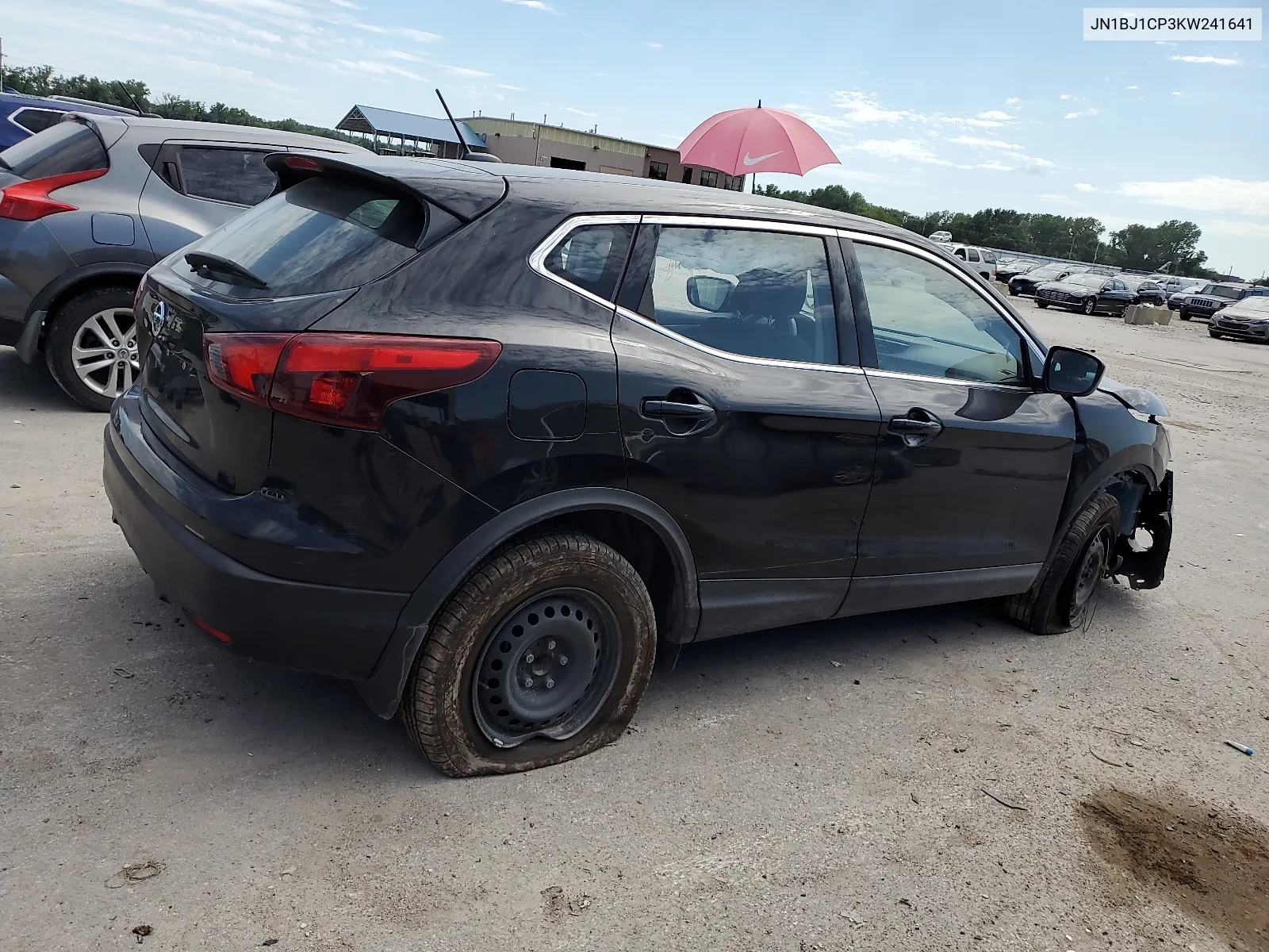 JN1BJ1CP3KW241641 2019 Nissan Rogue Sport S