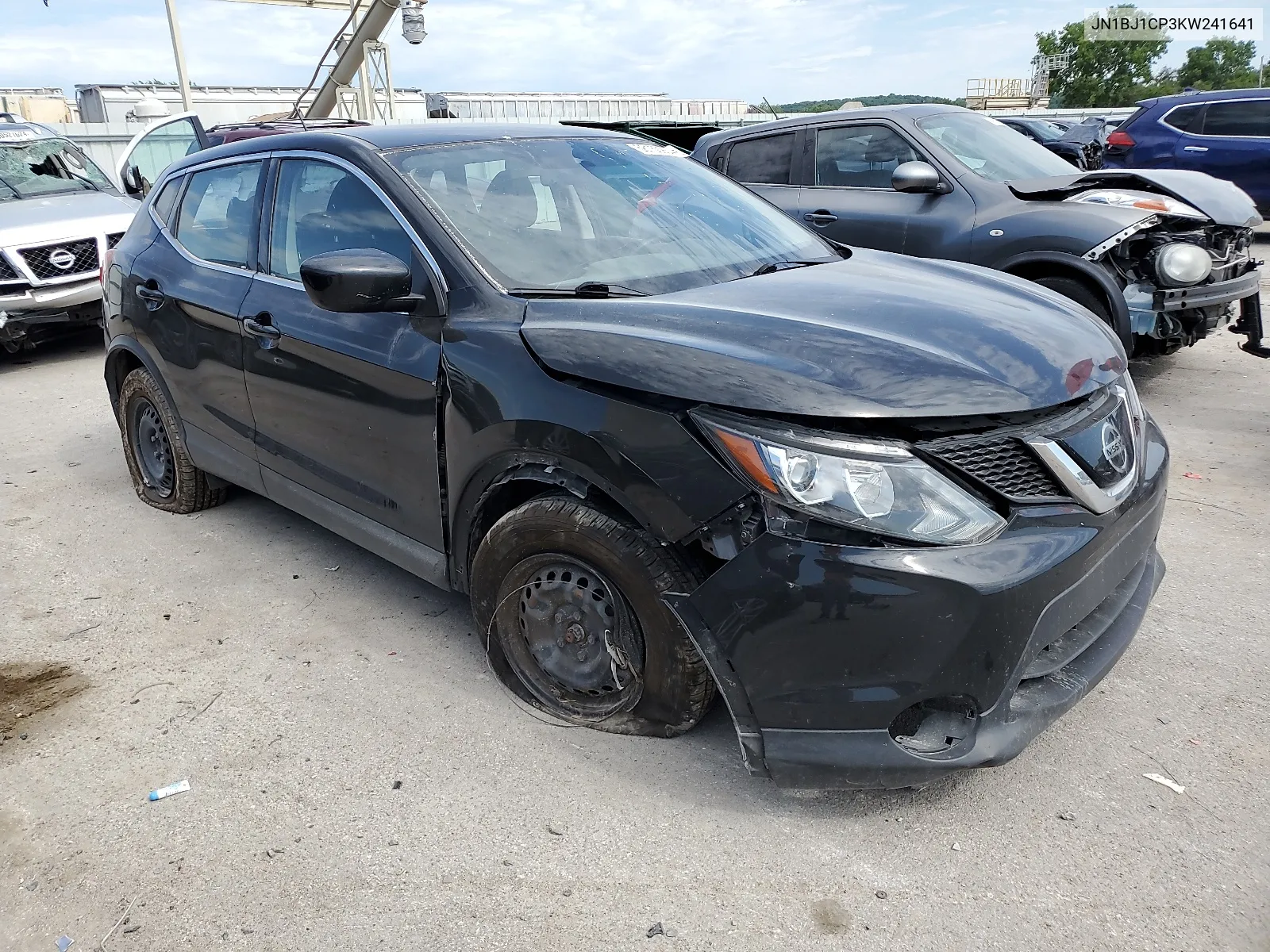 JN1BJ1CP3KW241641 2019 Nissan Rogue Sport S