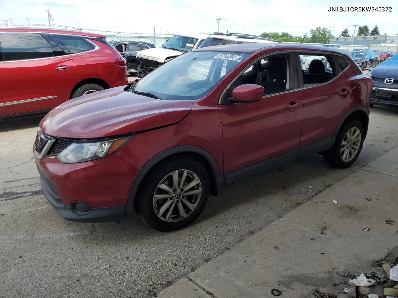 JN1BJ1CR5KW345372 2019 Nissan Rogue Sport S