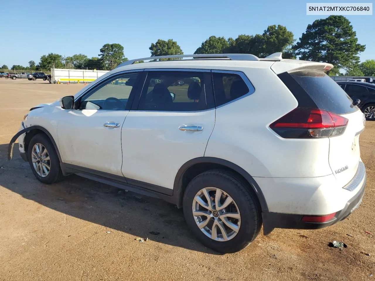 2019 Nissan Rogue S VIN: 5N1AT2MTXKC706840 Lot: 60233344