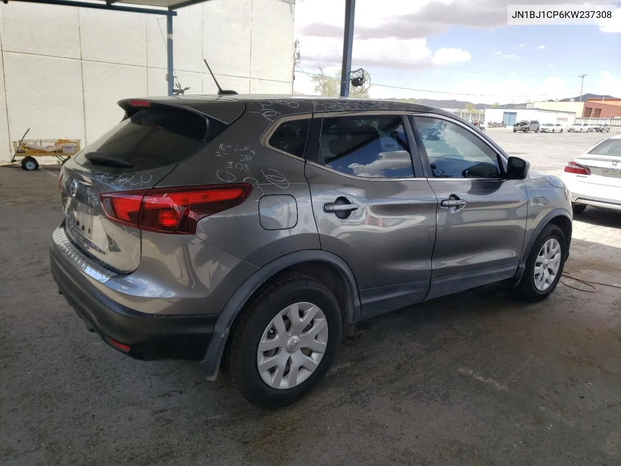 JN1BJ1CP6KW237308 2019 Nissan Rogue Sport S