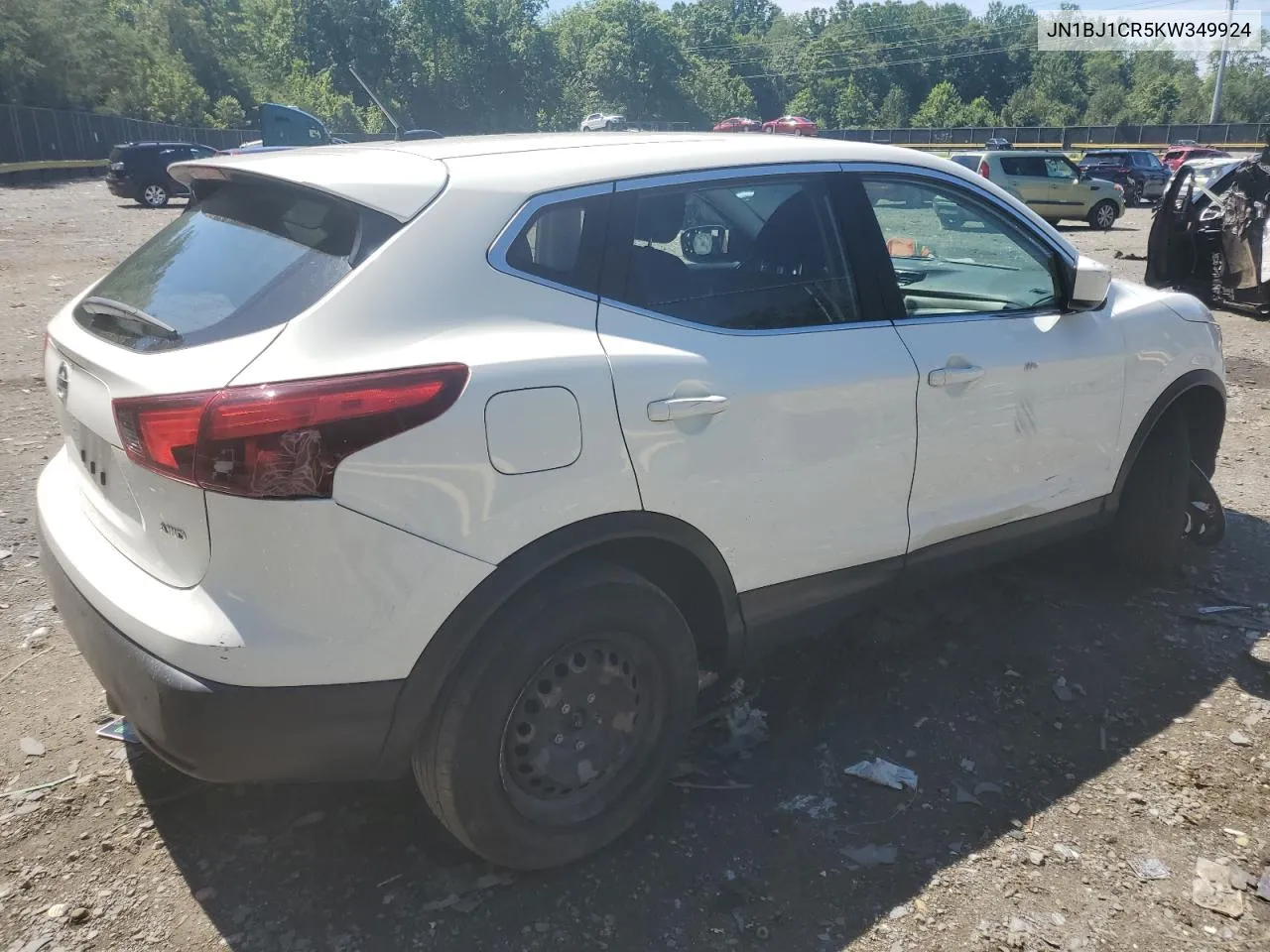 JN1BJ1CR5KW349924 2019 Nissan Rogue Sport S