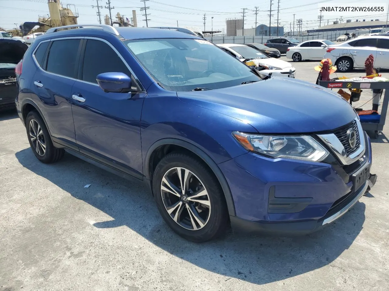 2019 Nissan Rogue S VIN: JN8AT2MT2KW266555 Lot: 62545584