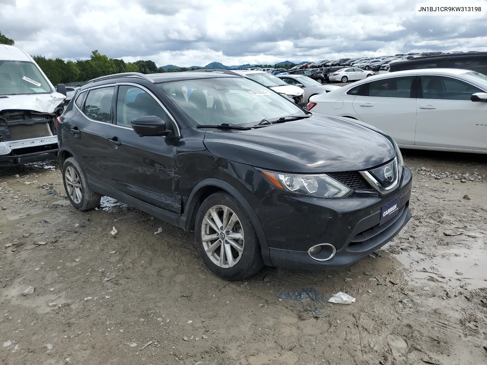 JN1BJ1CR9KW313198 2019 Nissan Rogue Sport S