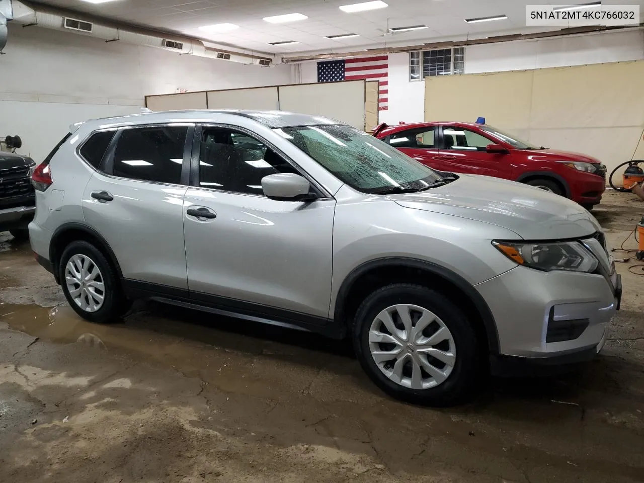 2019 Nissan Rogue S VIN: 5N1AT2MT4KC766032 Lot: 66212474