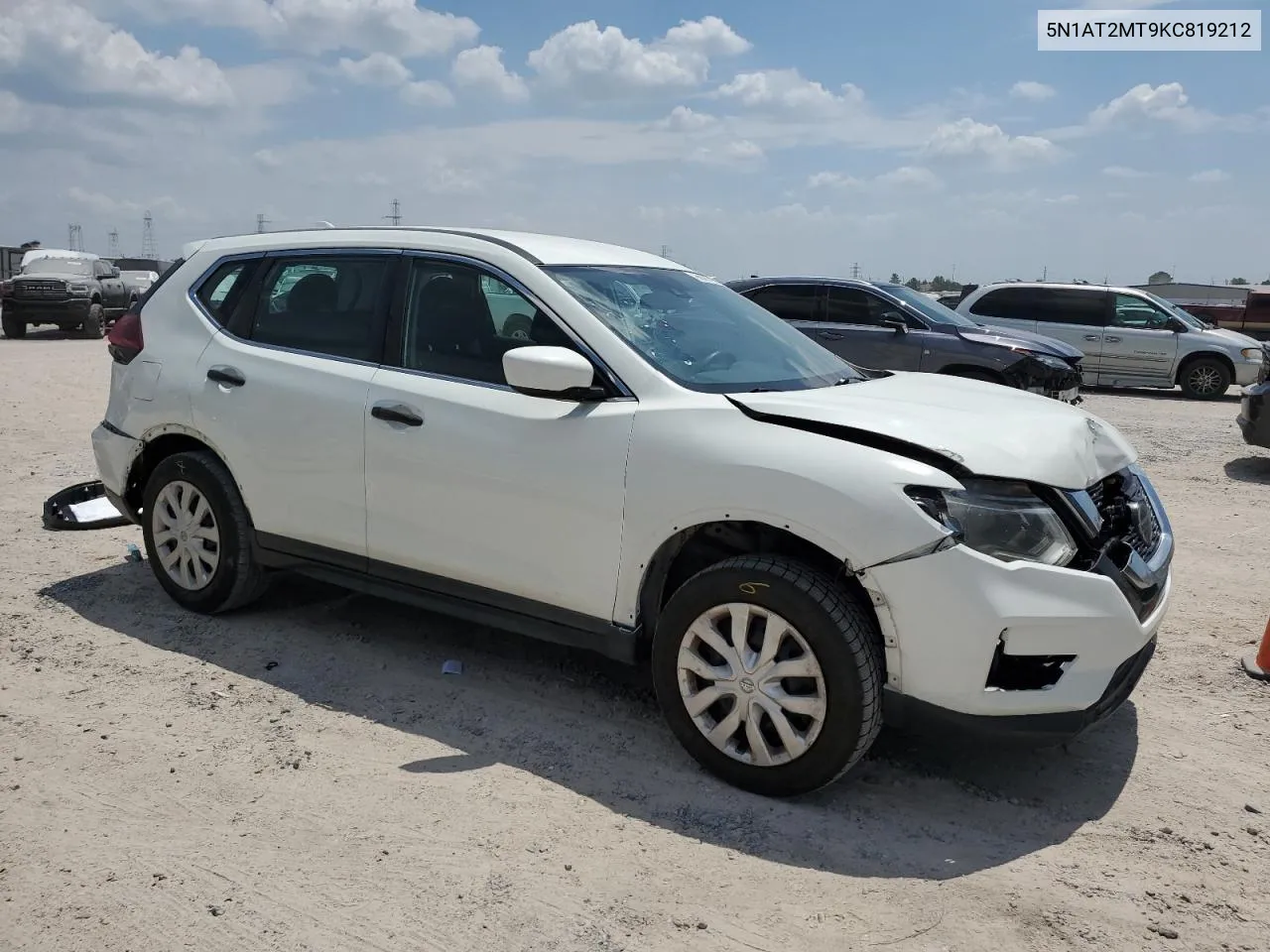 2019 Nissan Rogue S VIN: 5N1AT2MT9KC819212 Lot: 68087154