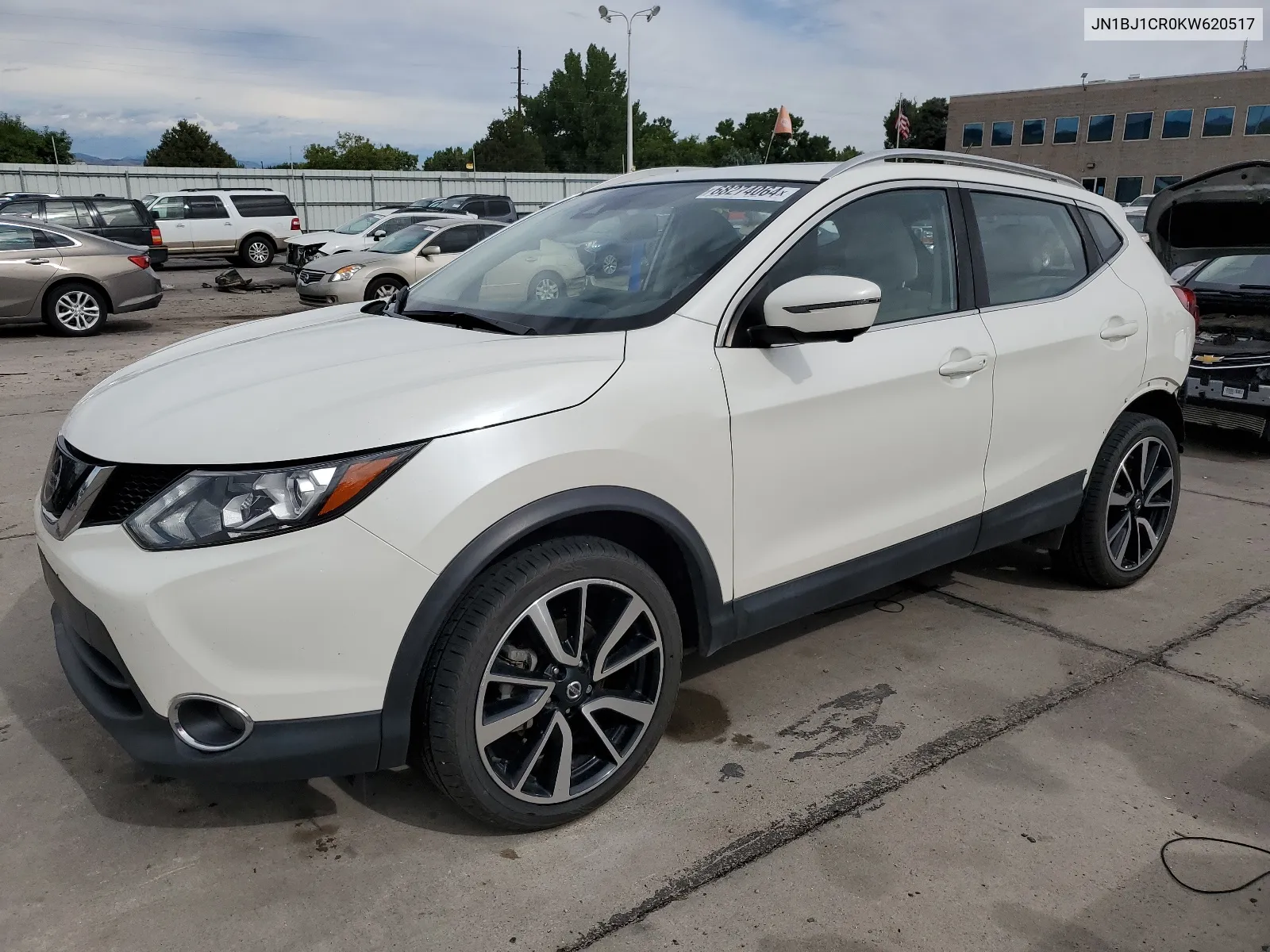 JN1BJ1CR0KW620517 2019 Nissan Rogue Sport S