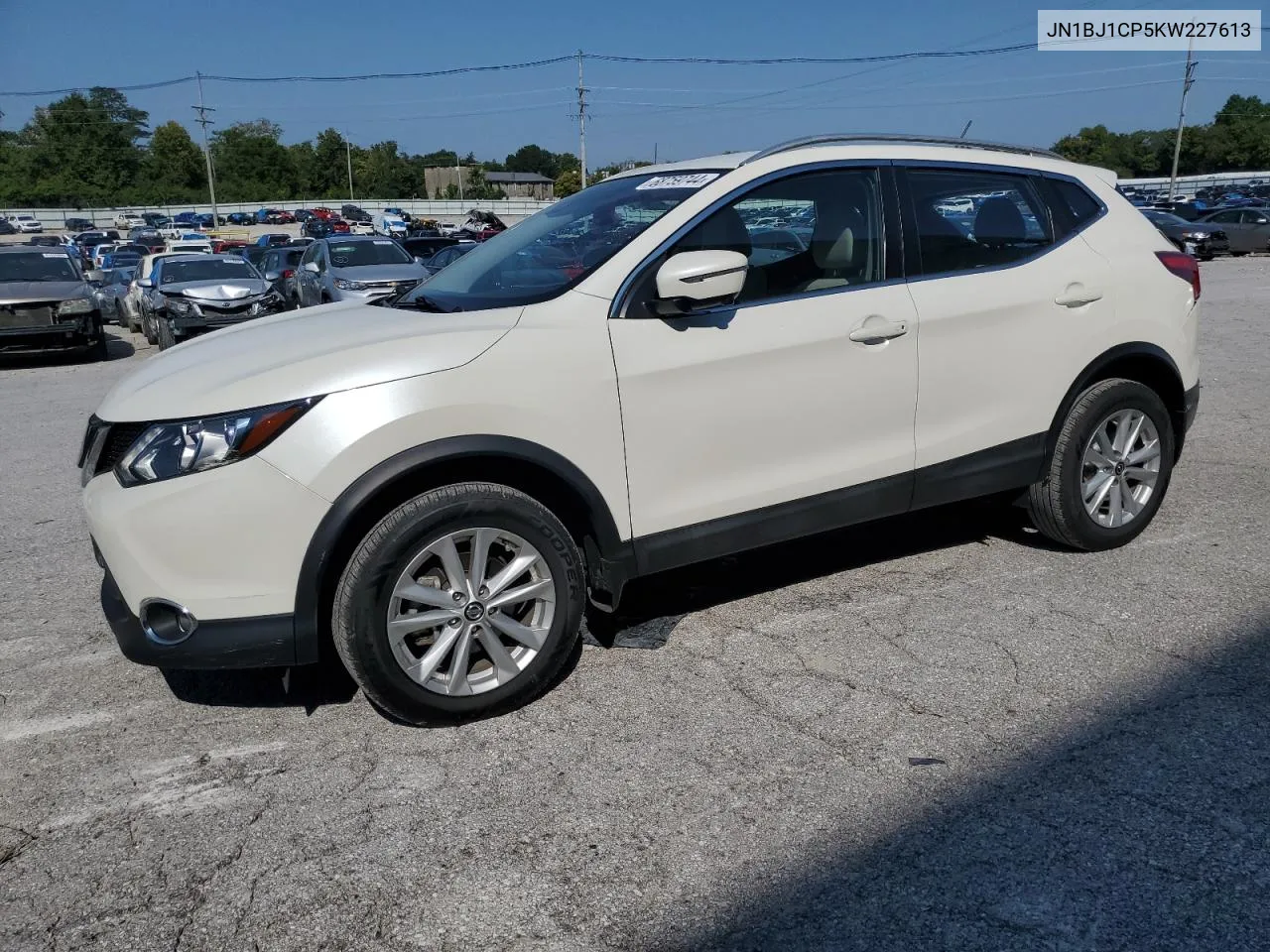 JN1BJ1CP5KW227613 2019 Nissan Rogue Sport S