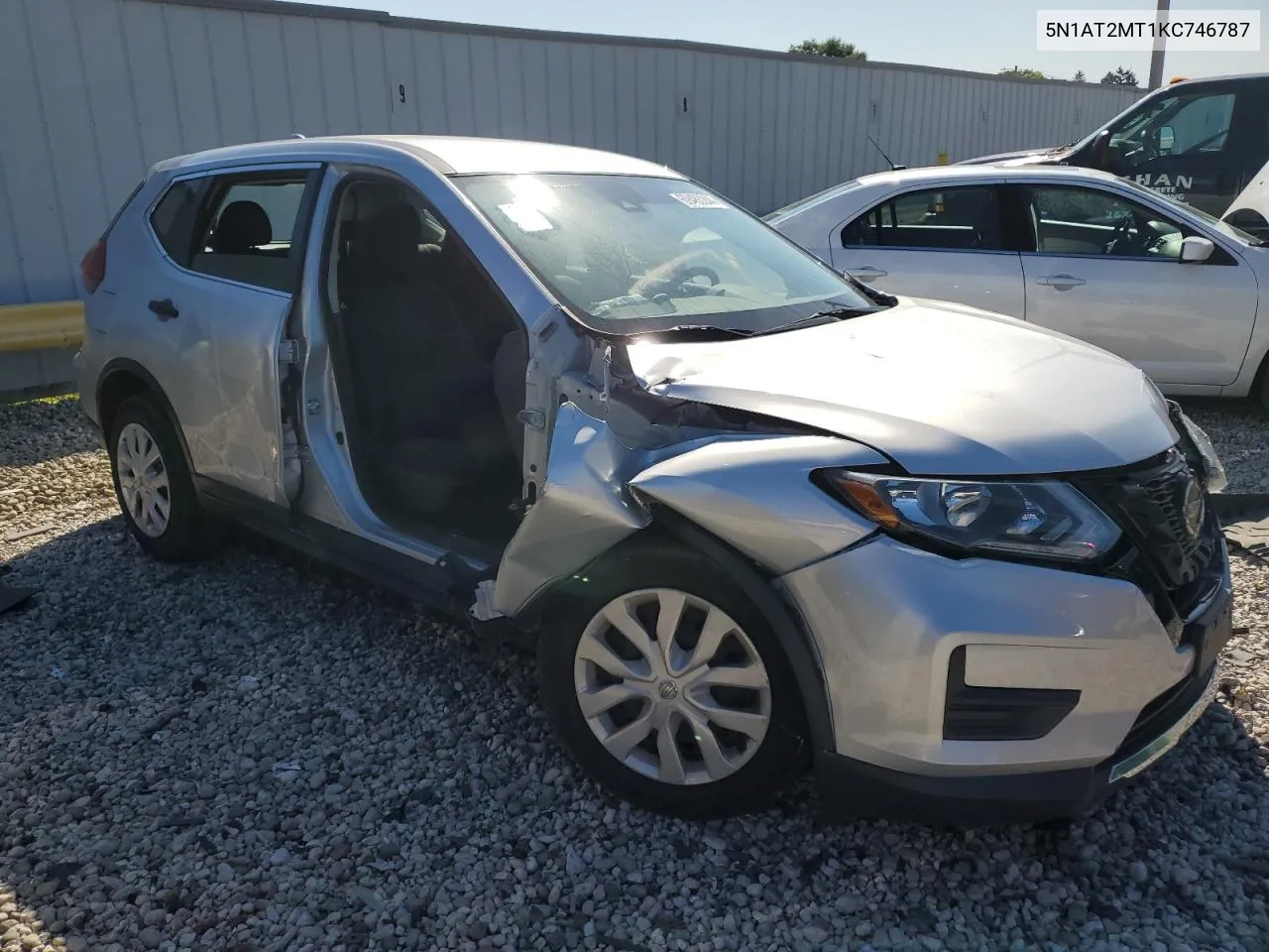 2019 Nissan Rogue S VIN: 5N1AT2MT1KC746787 Lot: 69488244