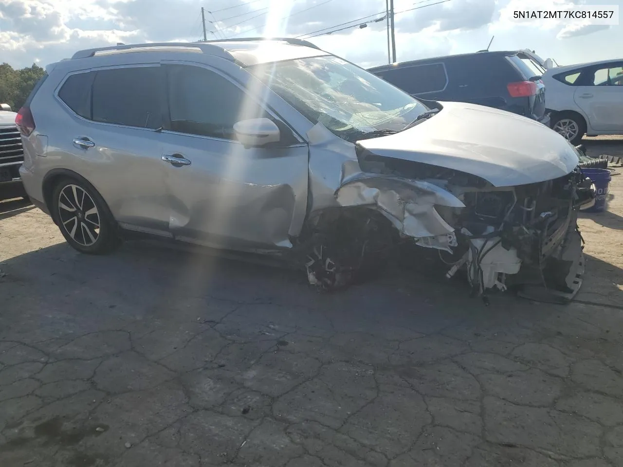 2019 Nissan Rogue S VIN: 5N1AT2MT7KC814557 Lot: 70452714