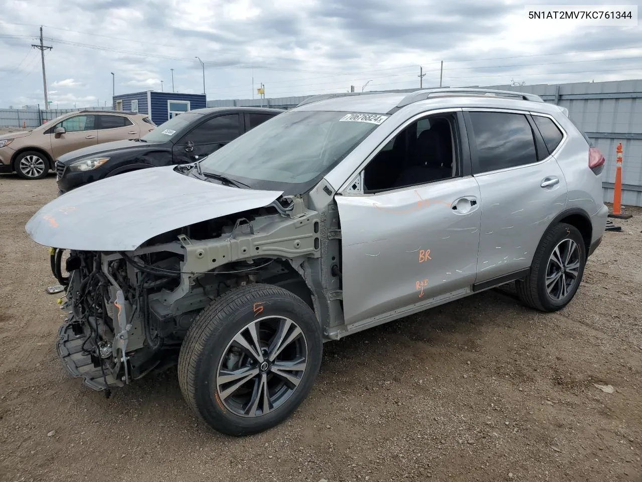 2019 Nissan Rogue S VIN: 5N1AT2MV7KC761344 Lot: 70676824