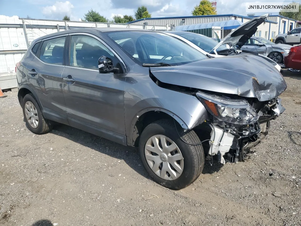 JN1BJ1CR7KW626041 2019 Nissan Rogue Sport S