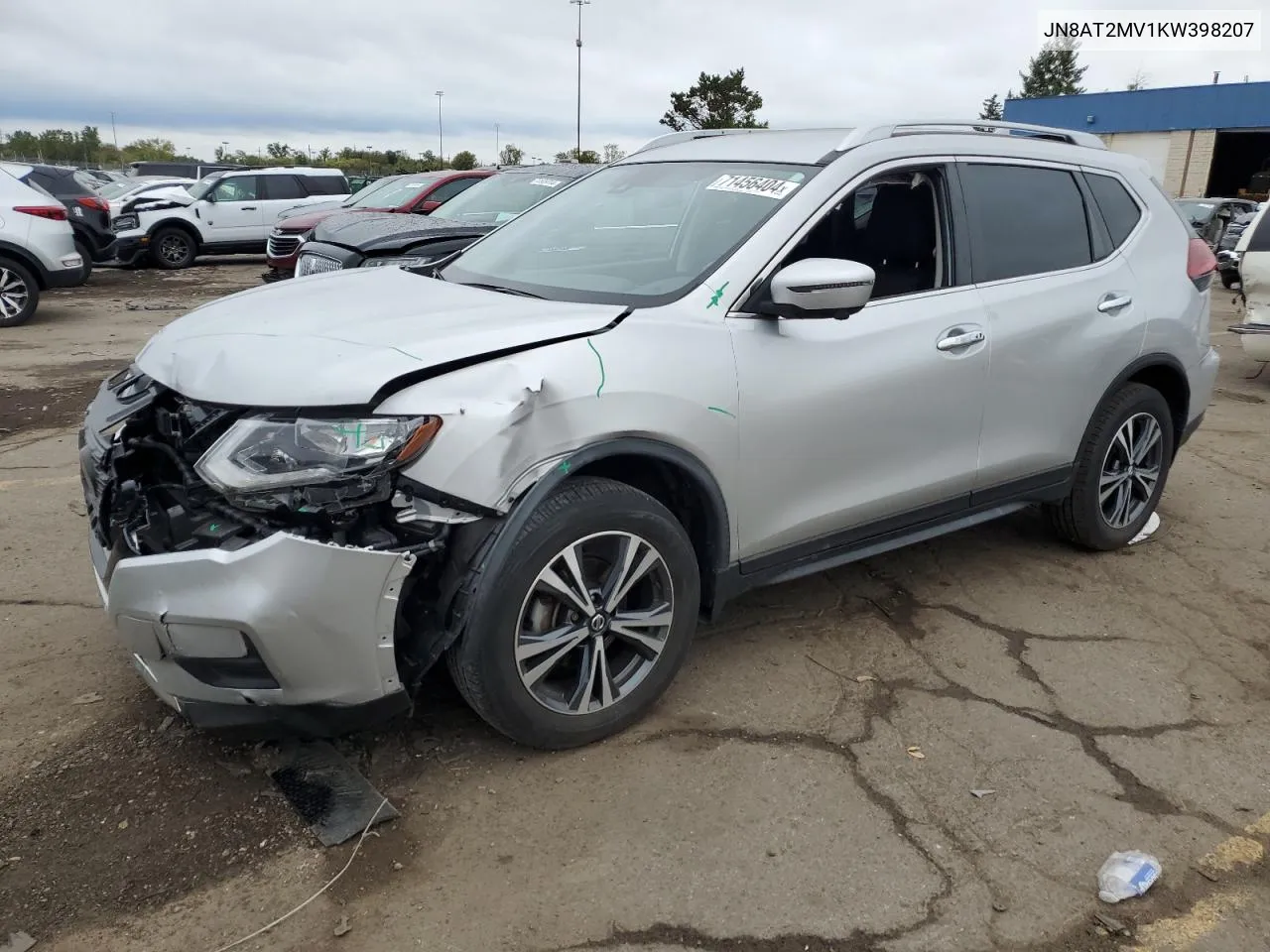 2019 Nissan Rogue S VIN: JN8AT2MV1KW398207 Lot: 71456404