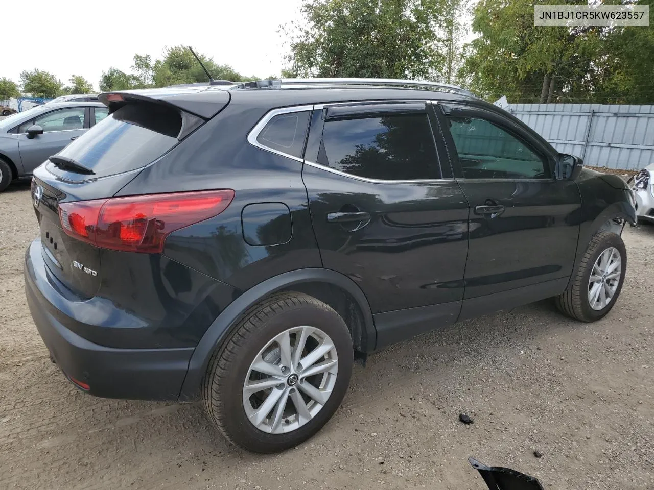 JN1BJ1CR5KW623557 2019 Nissan Rogue Sport S