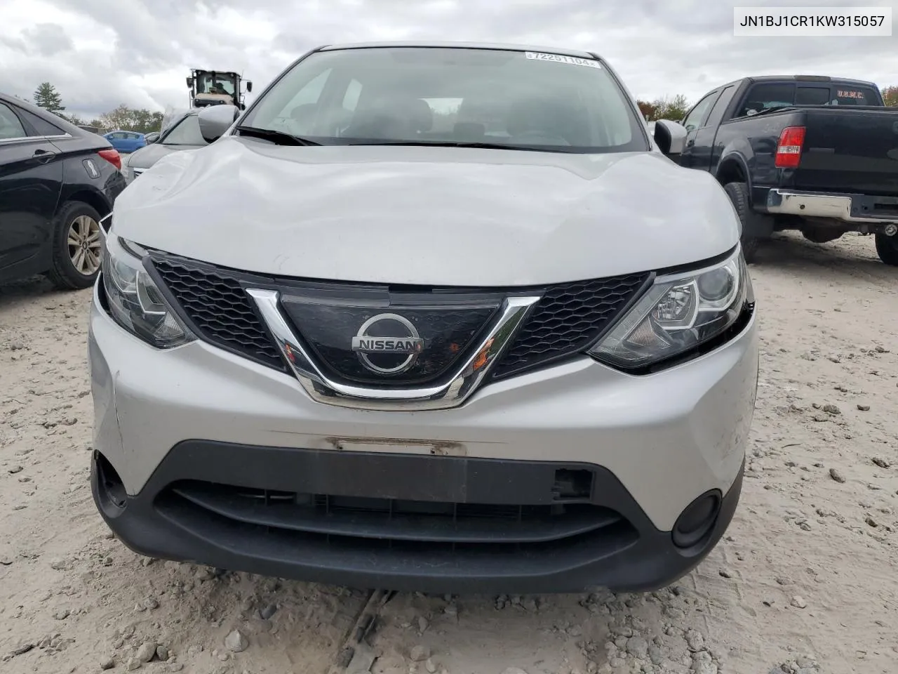 JN1BJ1CR1KW315057 2019 Nissan Rogue Sport S