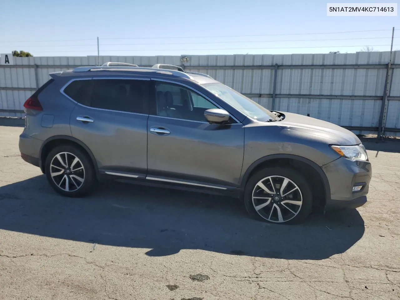 2019 Nissan Rogue S VIN: 5N1AT2MV4KC714613 Lot: 72281334