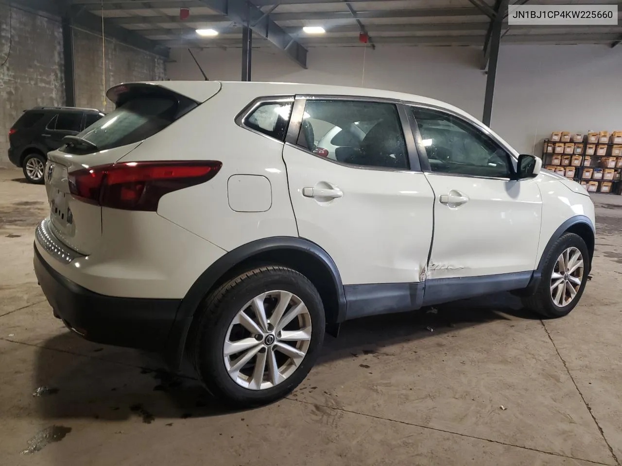 JN1BJ1CP4KW225660 2019 Nissan Rogue Sport S