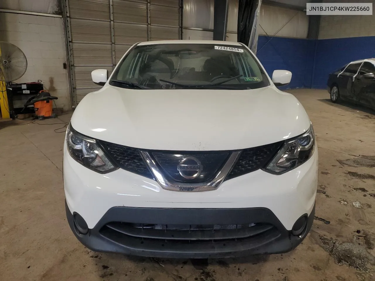 JN1BJ1CP4KW225660 2019 Nissan Rogue Sport S