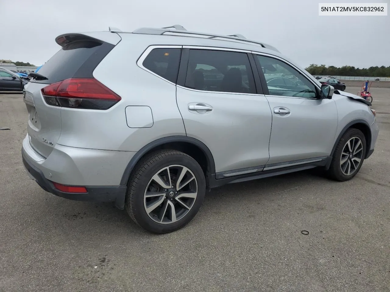 2019 Nissan Rogue S VIN: 5N1AT2MV5KC832962 Lot: 72885554