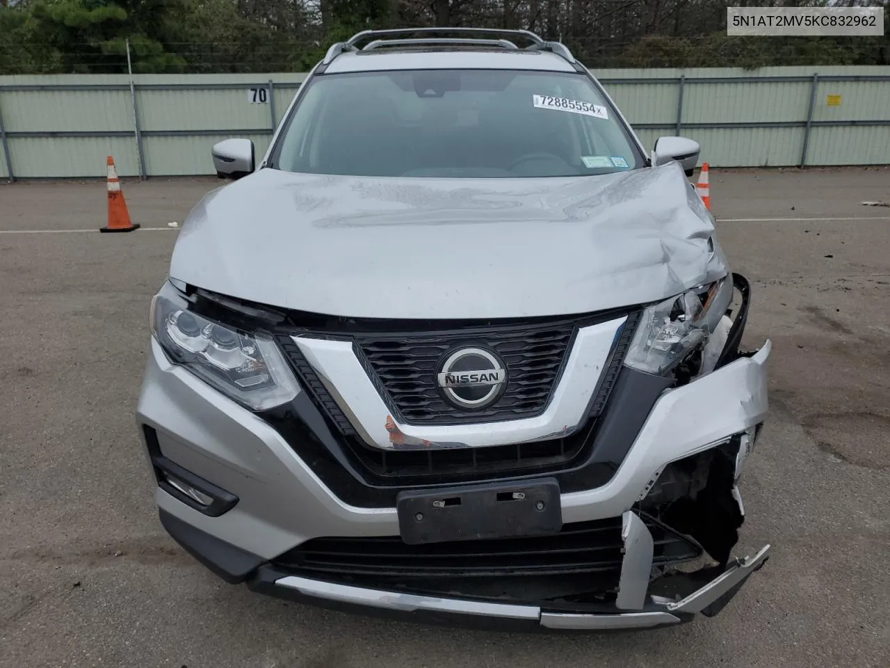 2019 Nissan Rogue S VIN: 5N1AT2MV5KC832962 Lot: 72885554