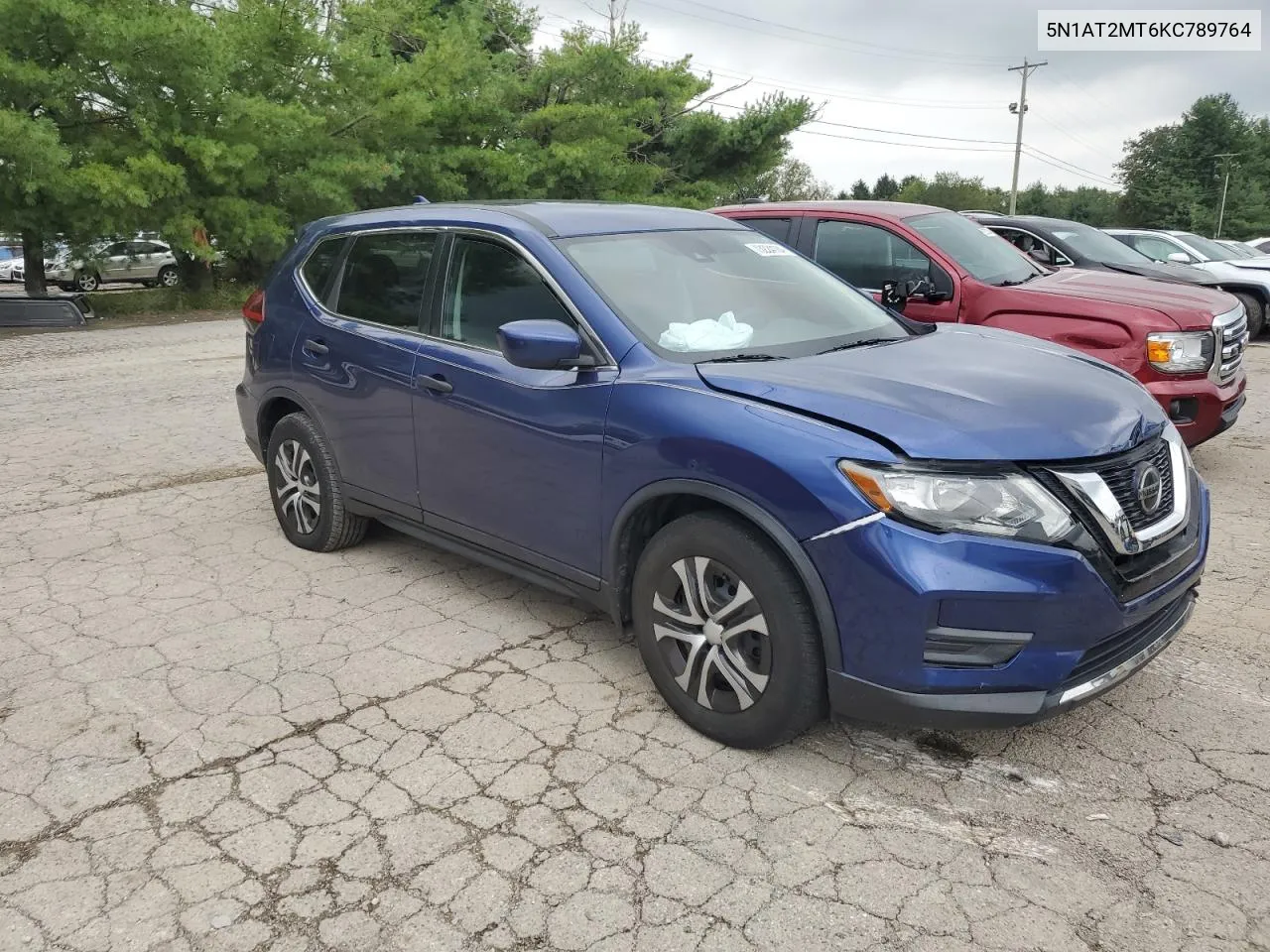 2019 Nissan Rogue S VIN: 5N1AT2MT6KC789764 Lot: 73224184