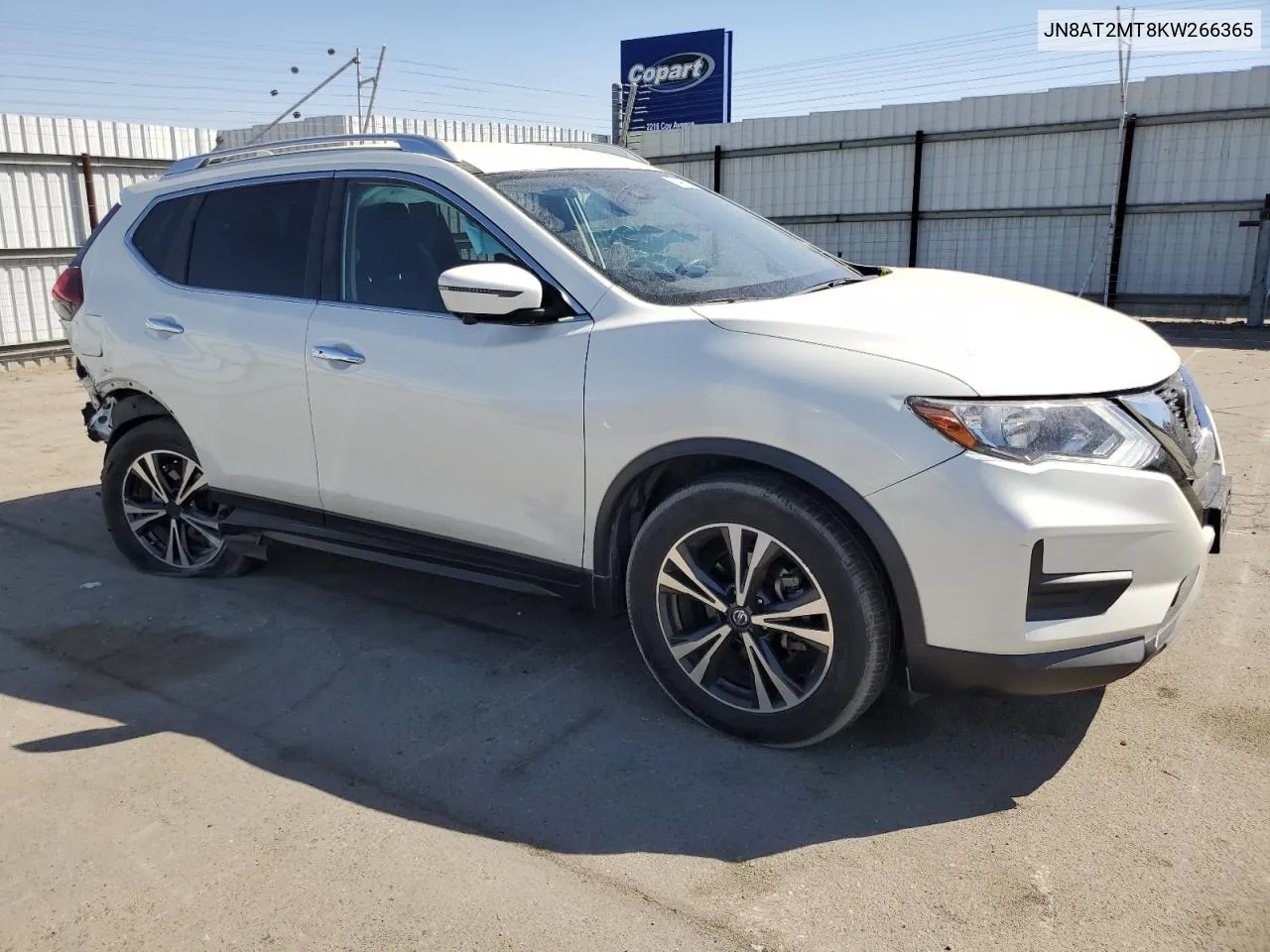 2019 Nissan Rogue S VIN: JN8AT2MT8KW266365 Lot: 73497324