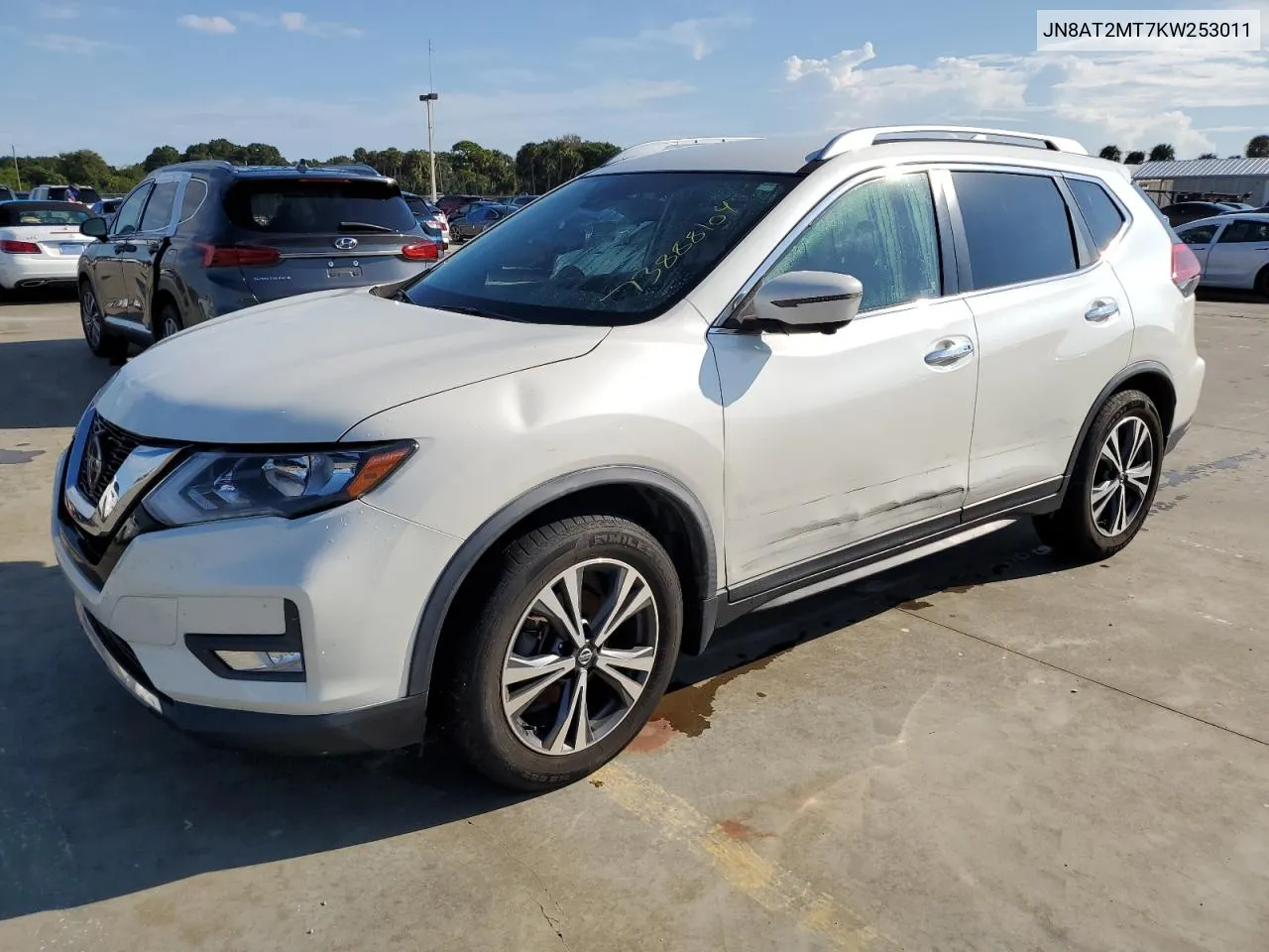 2019 Nissan Rogue S VIN: JN8AT2MT7KW253011 Lot: 73888104