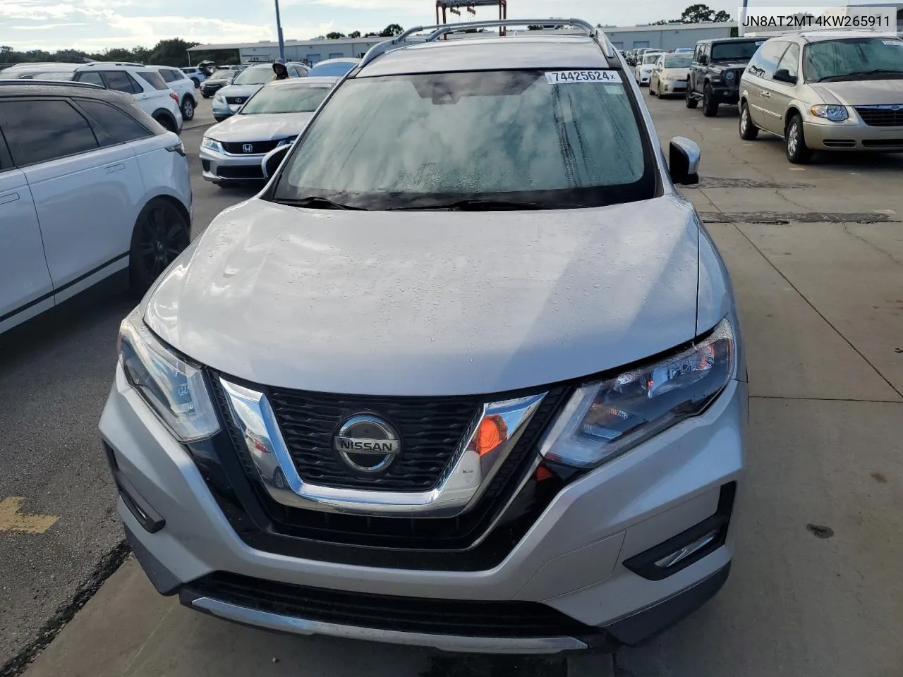 2019 Nissan Rogue S VIN: JN8AT2MT4KW265911 Lot: 74425624