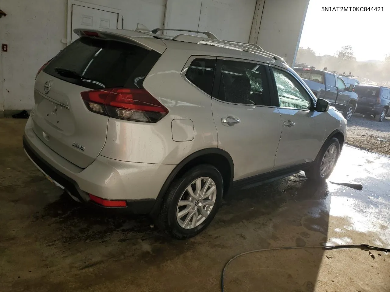 5N1AT2MT0KC844421 2019 Nissan Rogue S