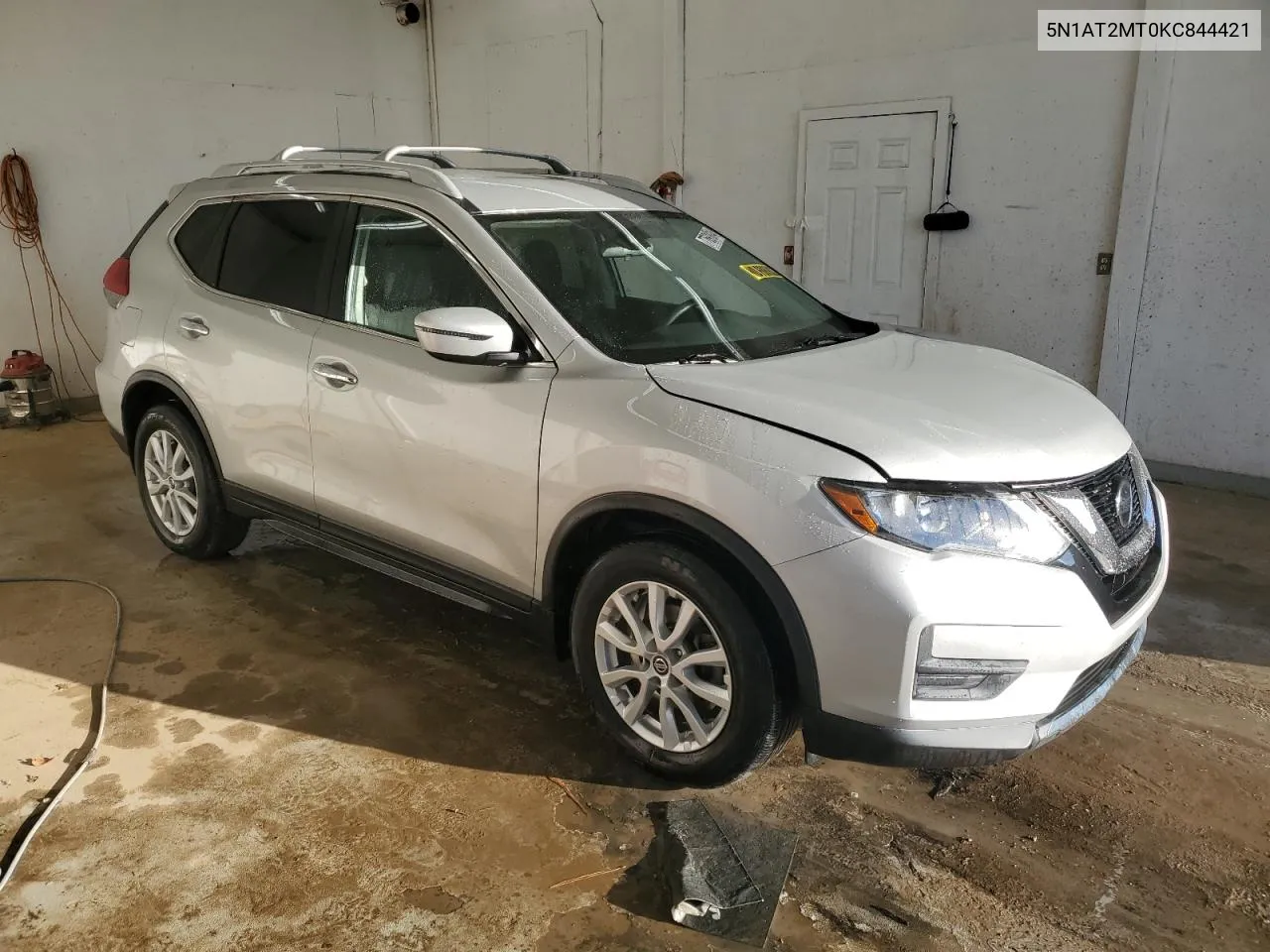 2019 Nissan Rogue S VIN: 5N1AT2MT0KC844421 Lot: 77691814