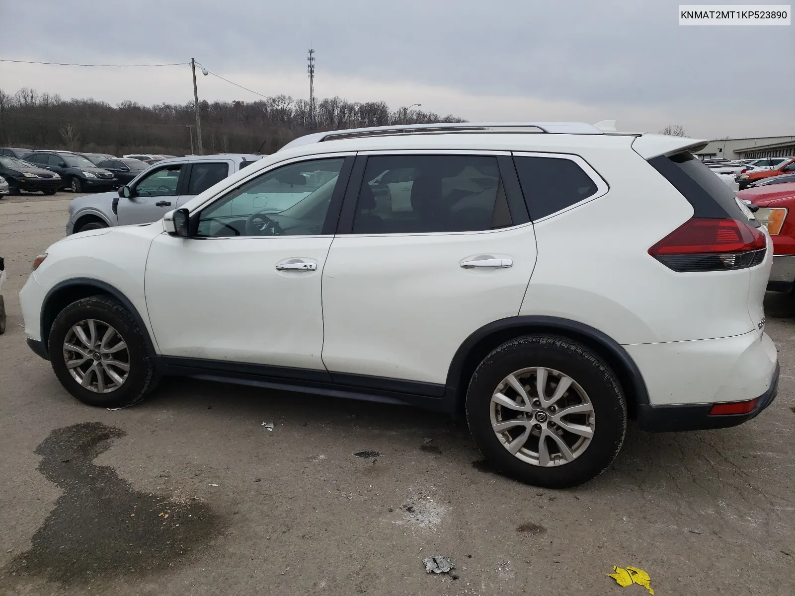 2019 Nissan Rogue S VIN: KNMAT2MT1KP523890 Lot: 82495113