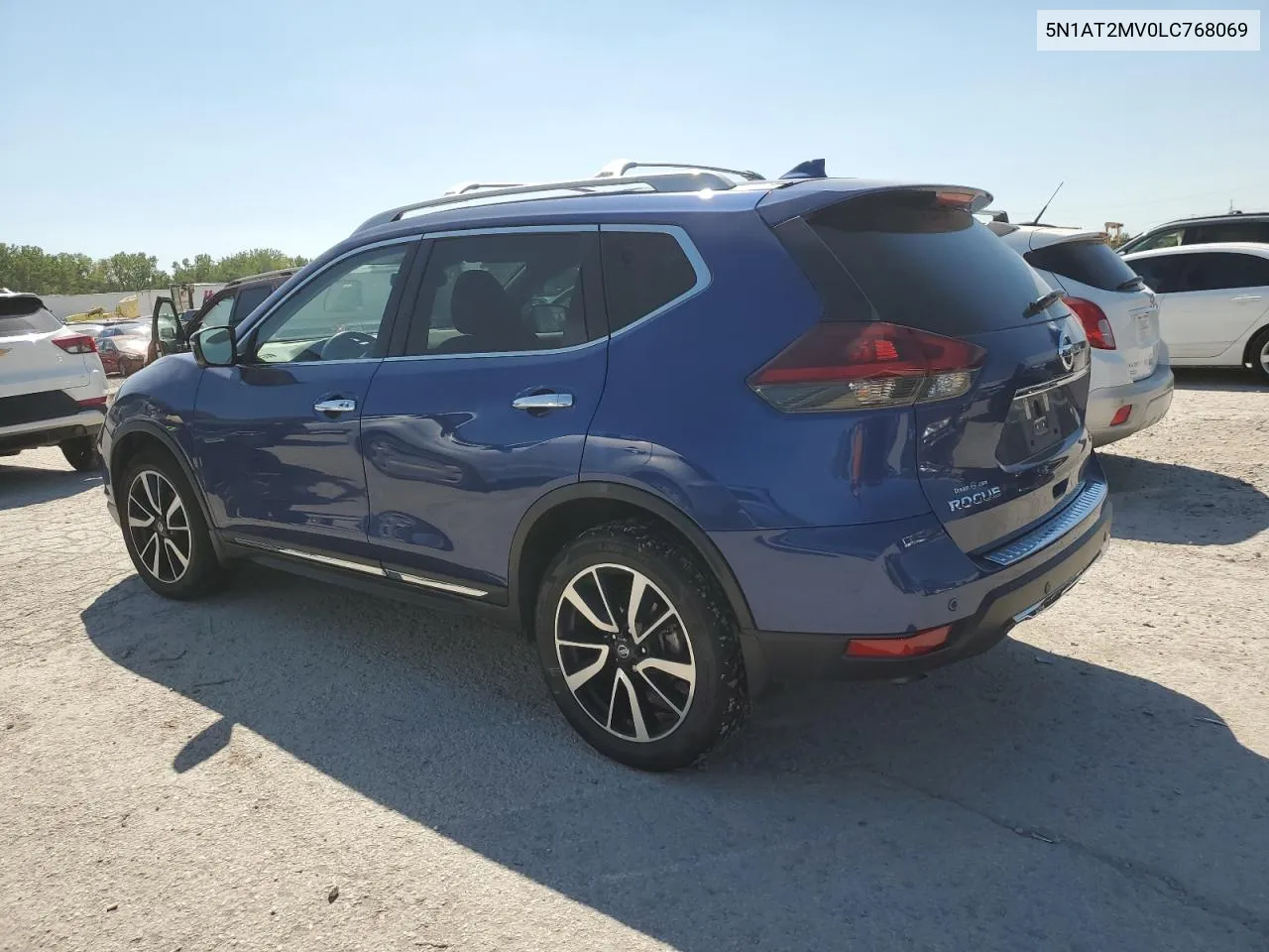 2020 Nissan Rogue S VIN: 5N1AT2MV0LC768069 Lot: 69973724