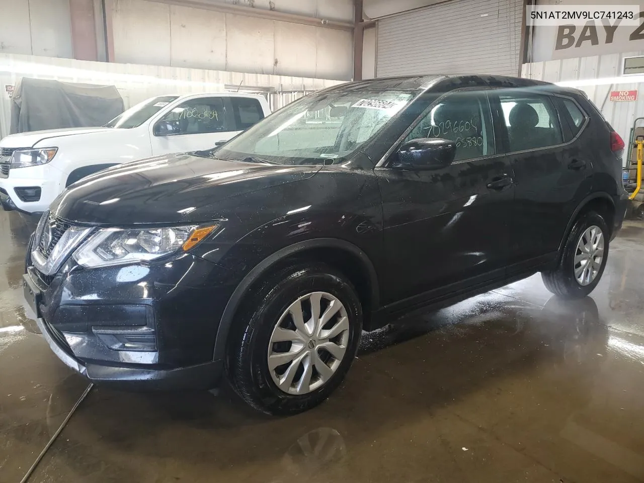 2020 Nissan Rogue S VIN: 5N1AT2MV9LC741243 Lot: 70296604