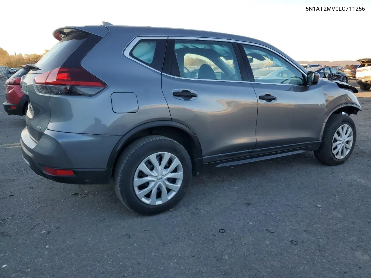 2020 Nissan Rogue S VIN: 5N1AT2MV0LC711256 Lot: 76268084