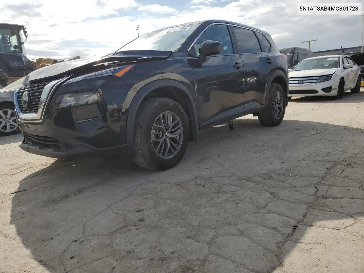 2021 Nissan Rogue S VIN: 5N1AT3AB4MC801723 Lot: 46947554