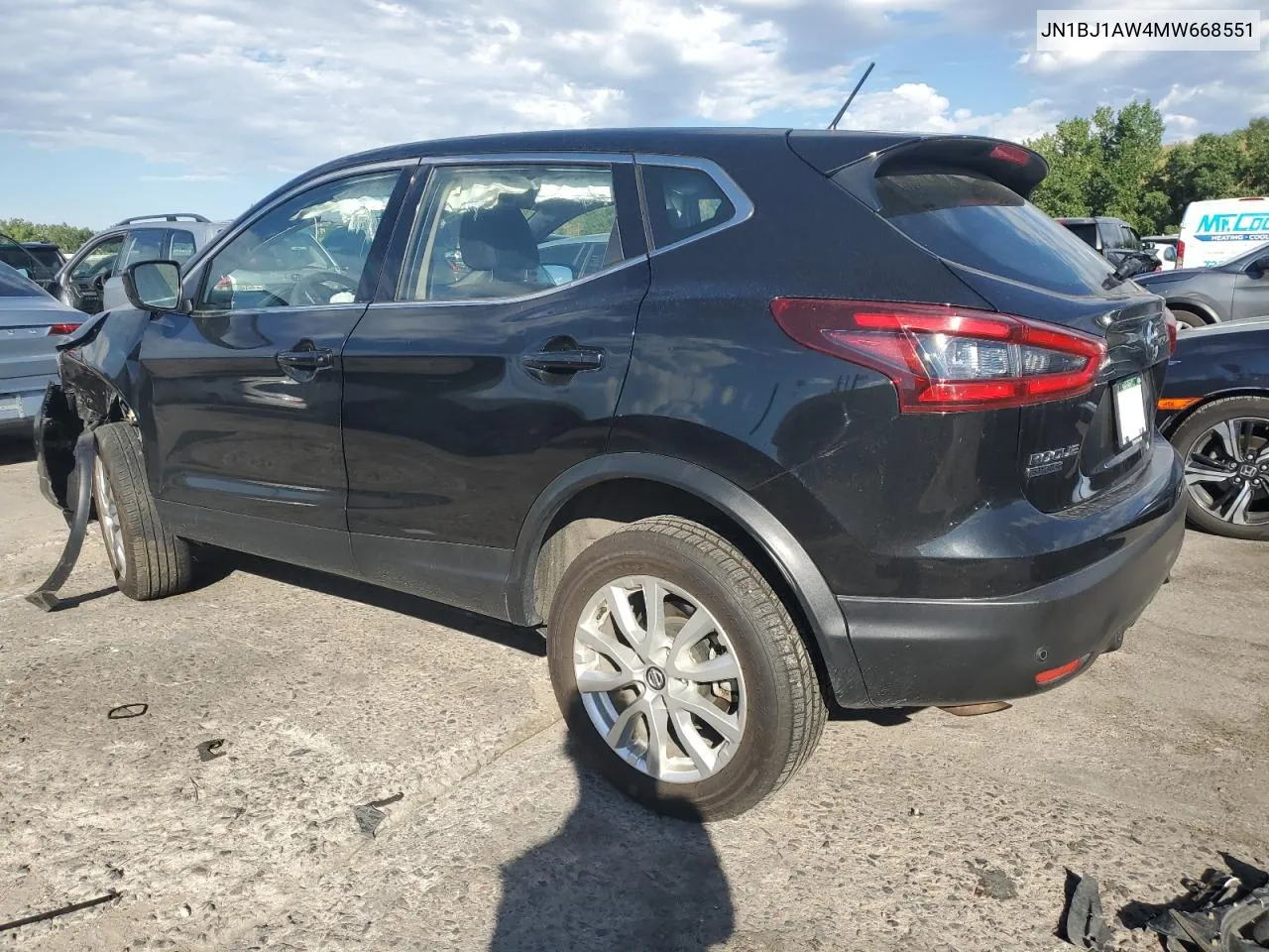 2021 Nissan Rogue Sport S VIN: JN1BJ1AW4MW668551 Lot: 67697534