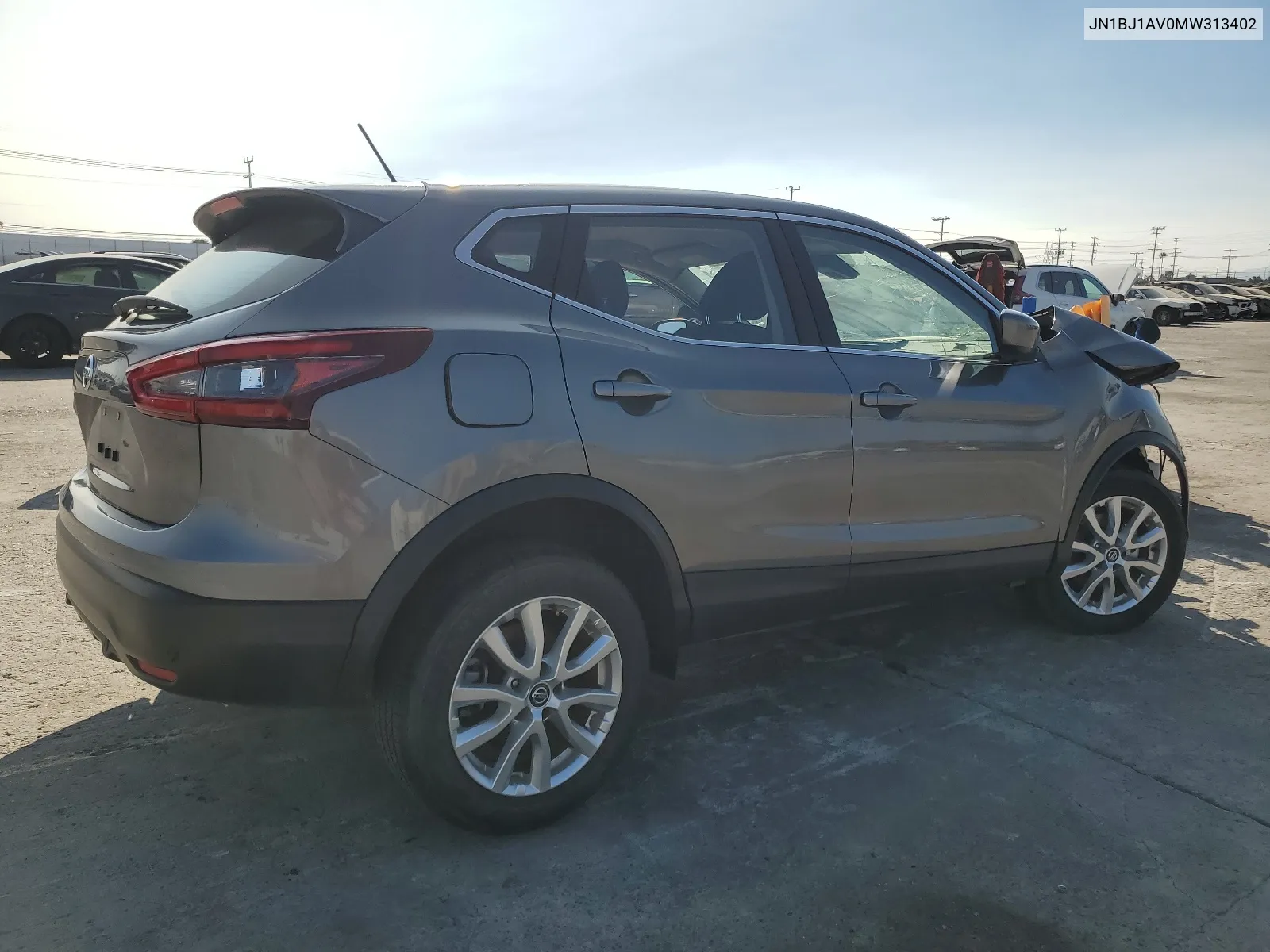 JN1BJ1AV0MW313402 2021 Nissan Rogue Sport S