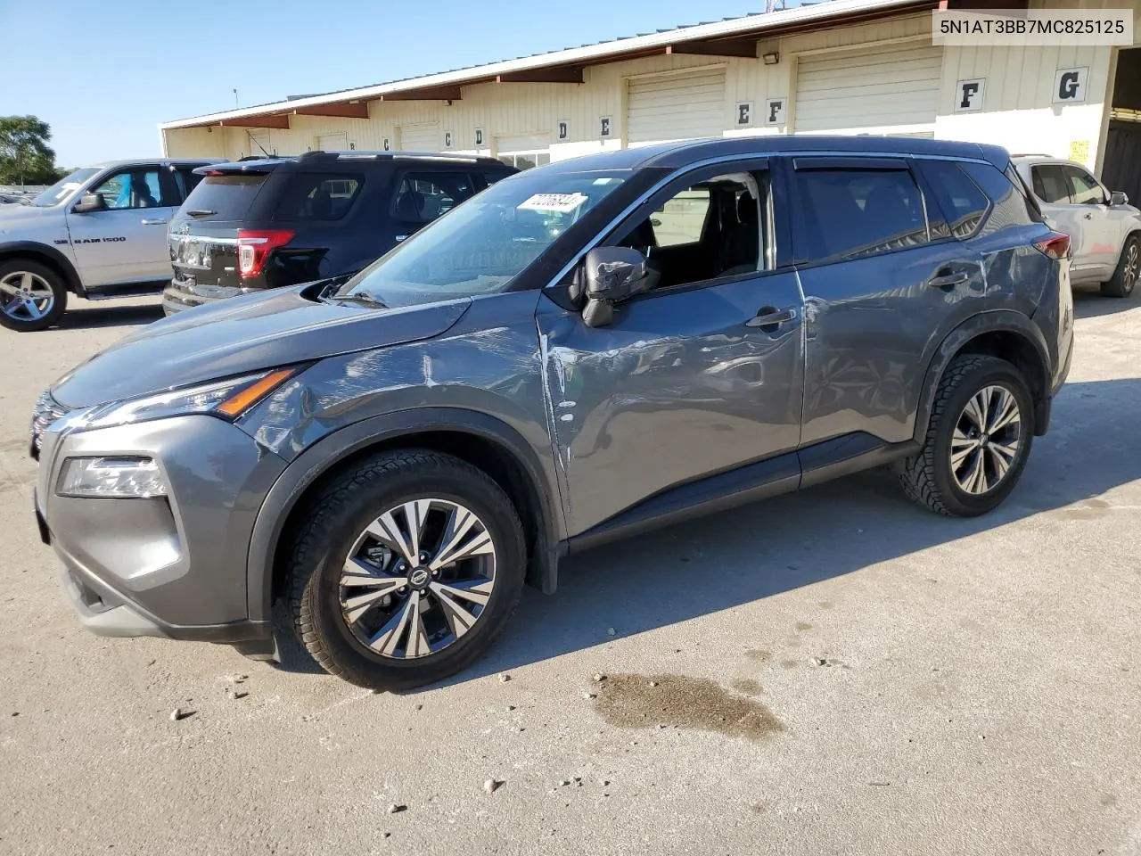 2021 Nissan Rogue Sv VIN: 5N1AT3BB7MC825125 Lot: 70206844