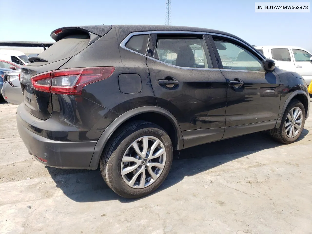 2021 Nissan Rogue Sport S VIN: JN1BJ1AV4MW562978 Lot: 71855054