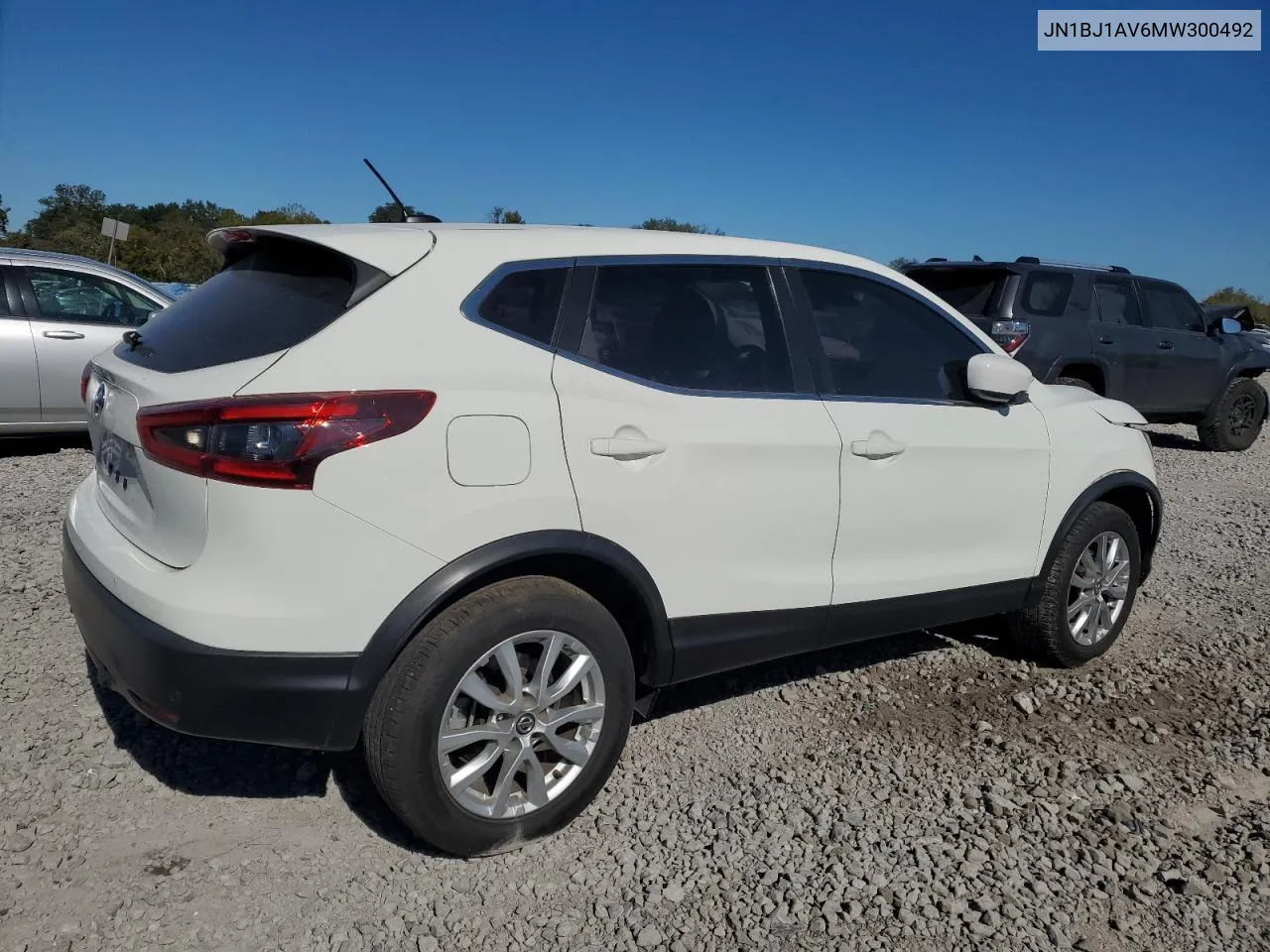 2021 Nissan Rogue Sport S VIN: JN1BJ1AV6MW300492 Lot: 76320954