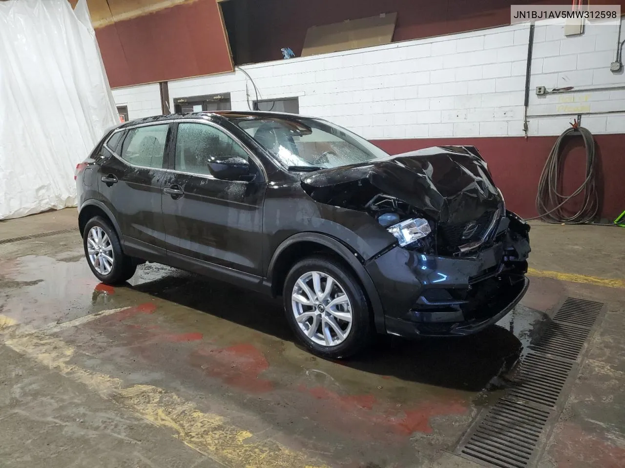 JN1BJ1AV5MW312598 2021 Nissan Rogue Sport S