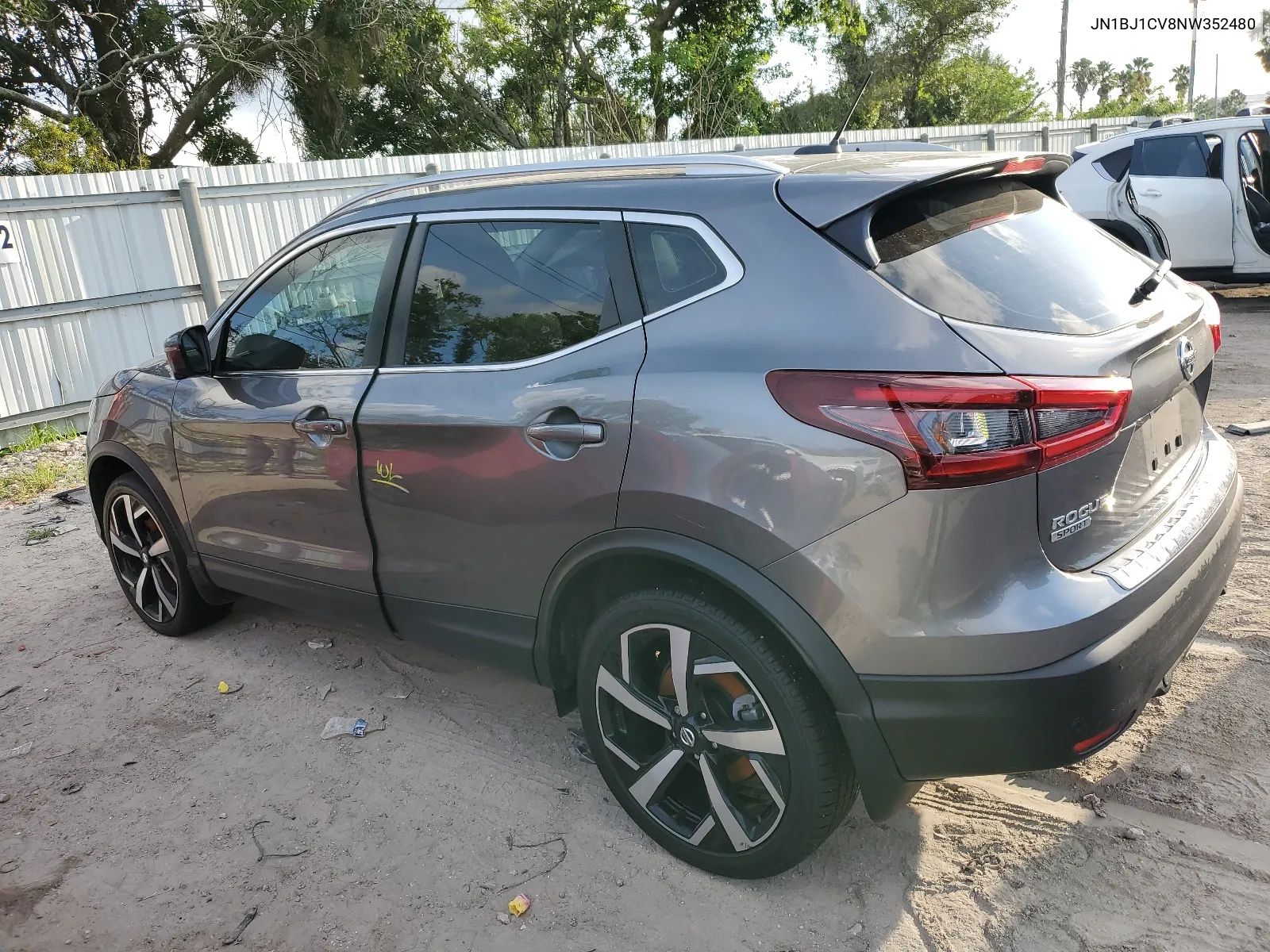 2022 Nissan Rogue Sport Sl VIN: JN1BJ1CV8NW352480 Lot: 66498504