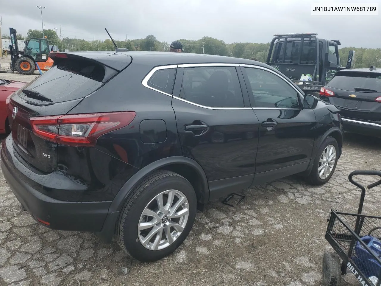 2022 Nissan Rogue Sport S VIN: JN1BJ1AW1NW681789 Lot: 72840394